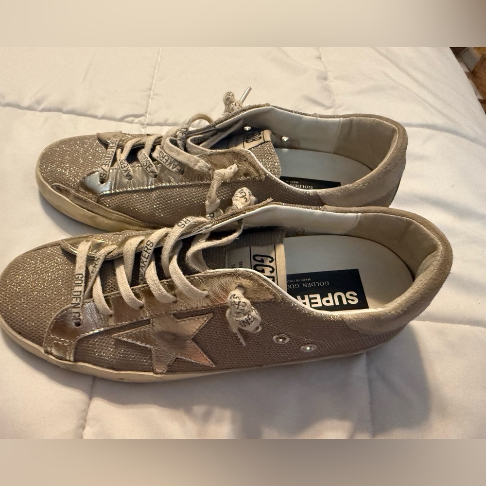 Golden Goose Metallic Super-Star Sneakers Size 39 with logo laces! Private Ed!